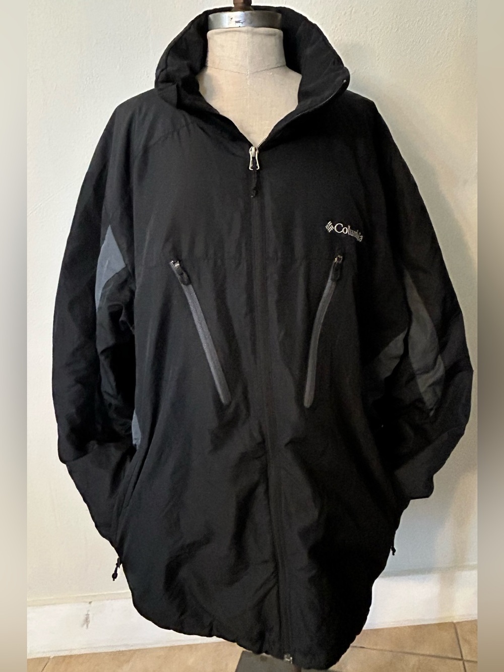 Columbia Black Rain Shell with Gray Accents